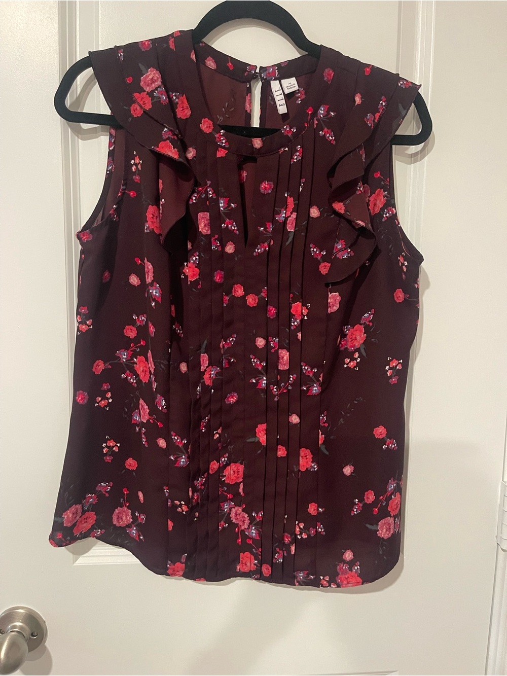 Elle Burgundy Sleeveless Ruffled Pintuck Blouse with Pink Floral